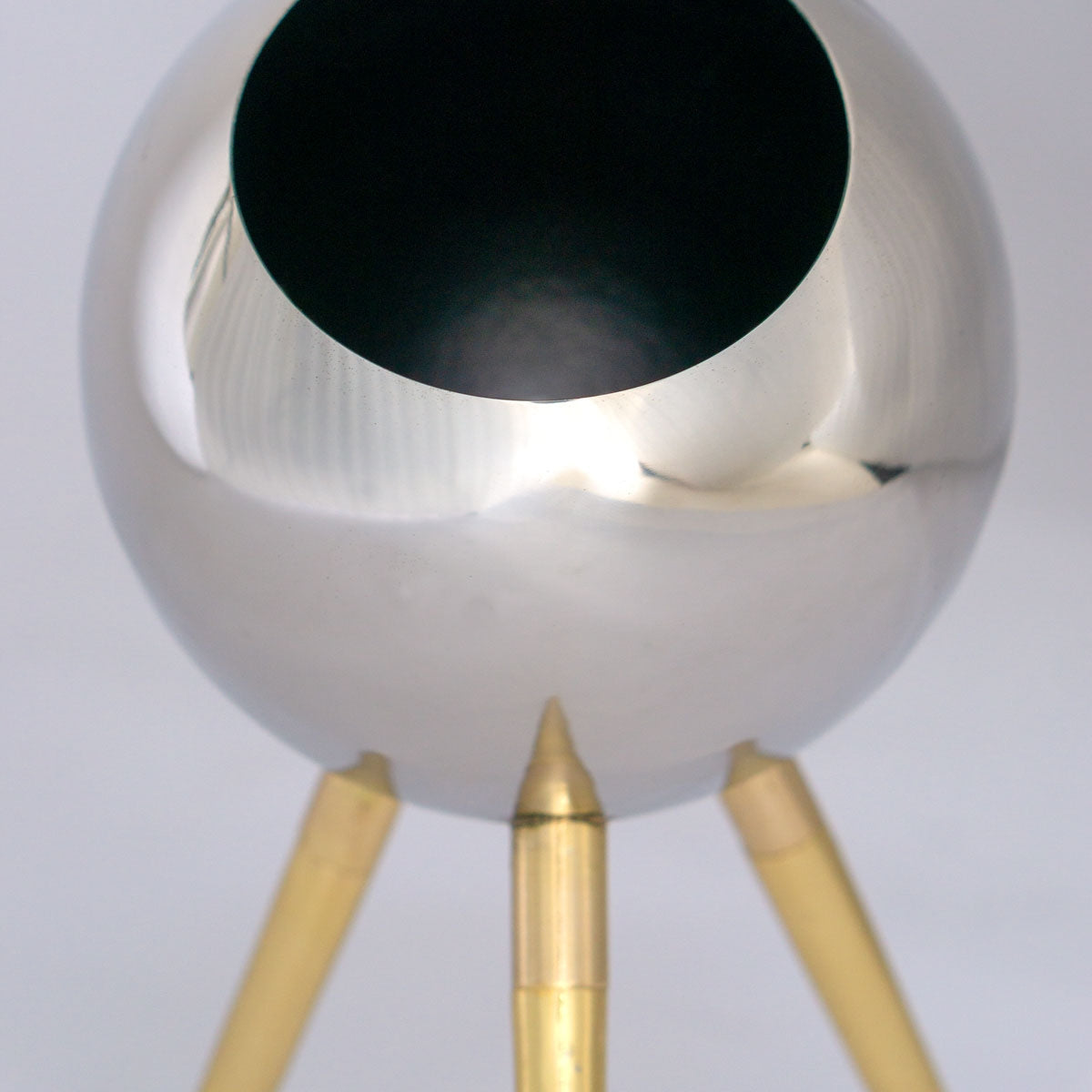 Standing Orb 12.3&quot;H Planter