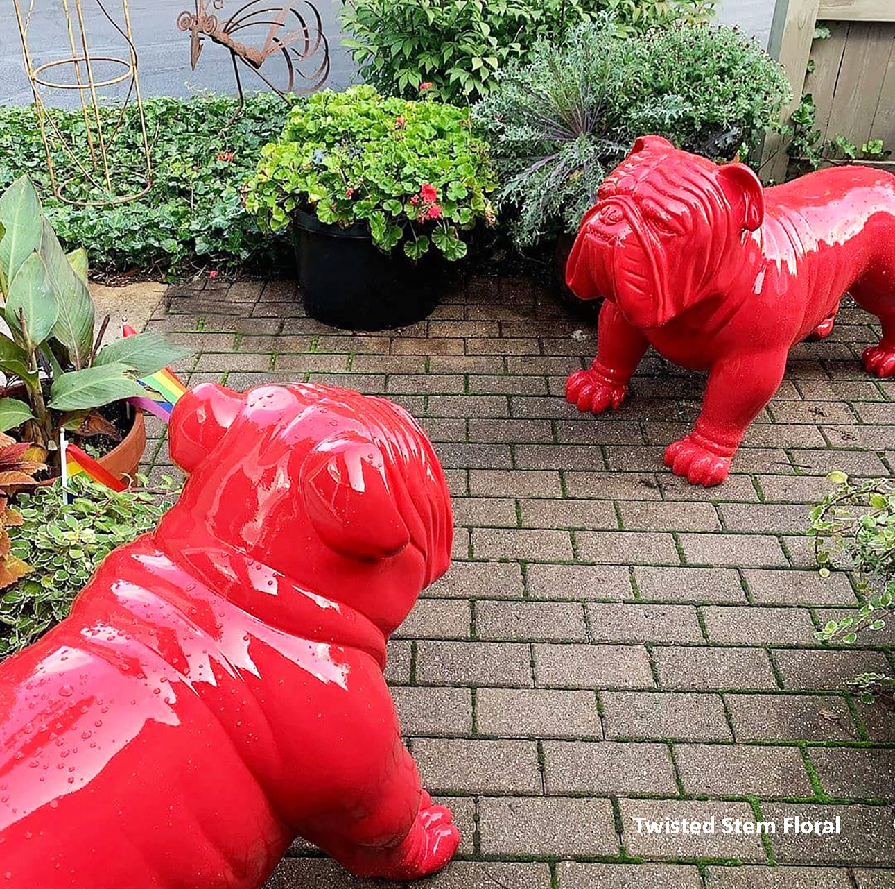 Bulldog Sculpture, Red (shipping included)