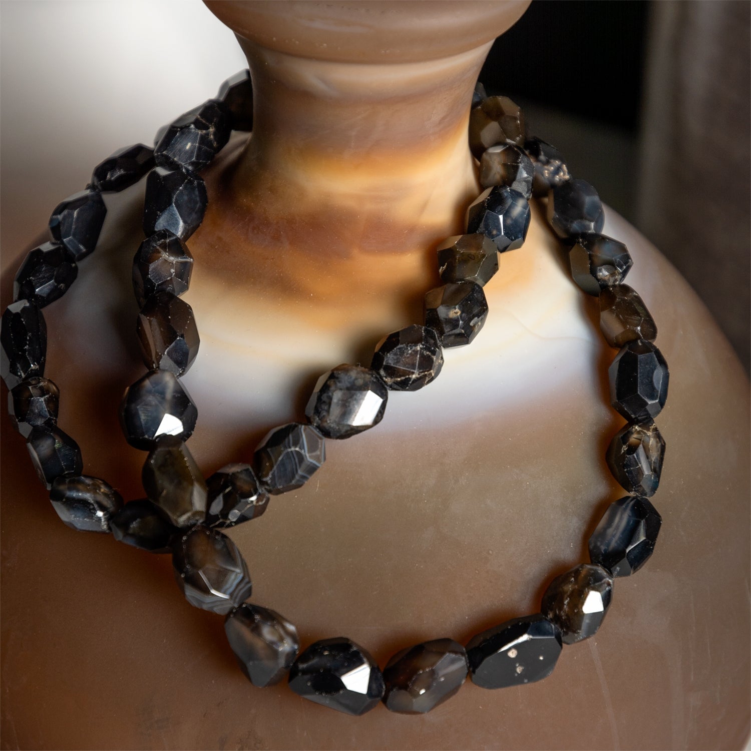 Stone Jewelry for Vase, Black Onyx